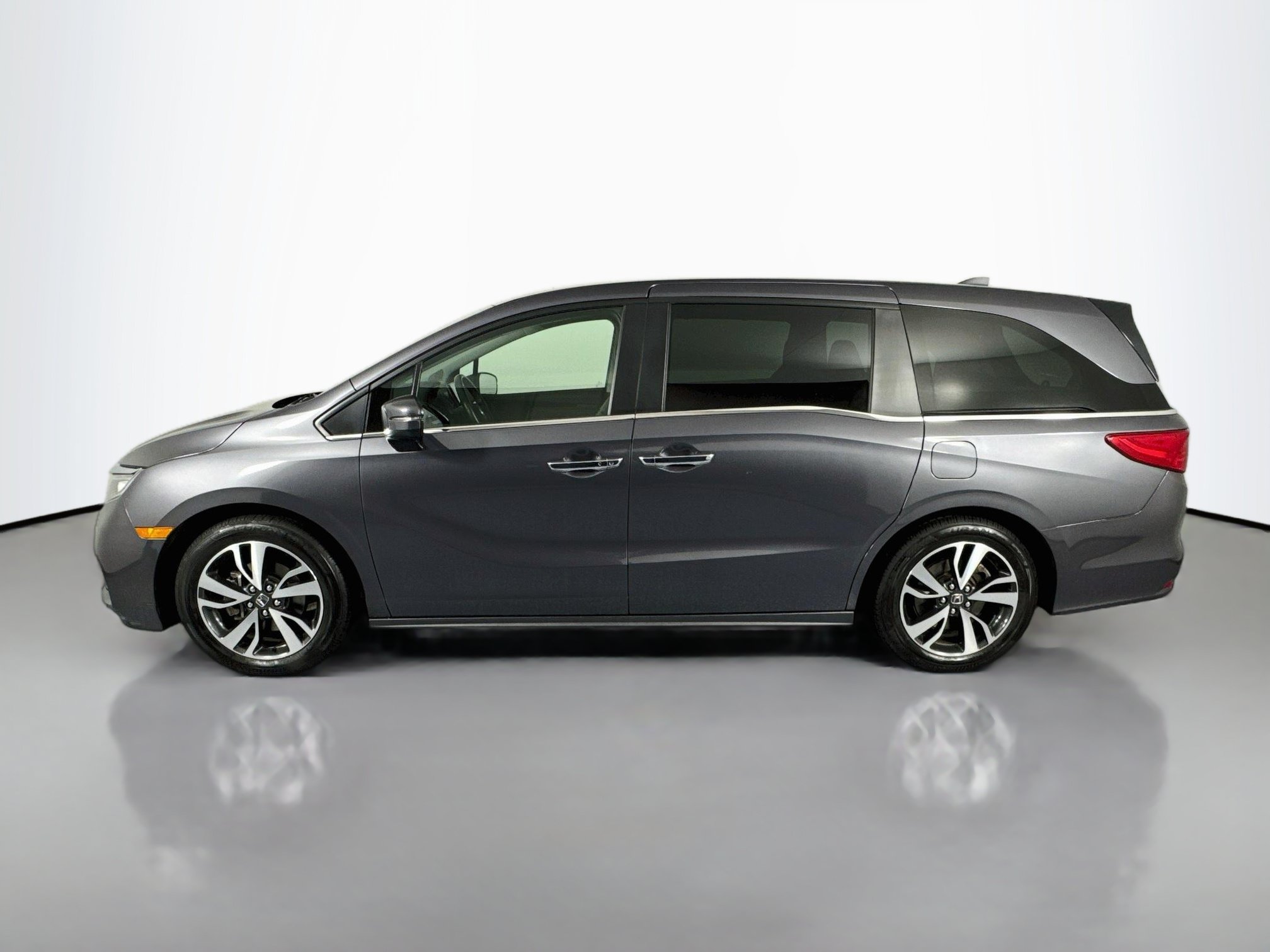 Certified 2023 Honda Odyssey Touring image 8