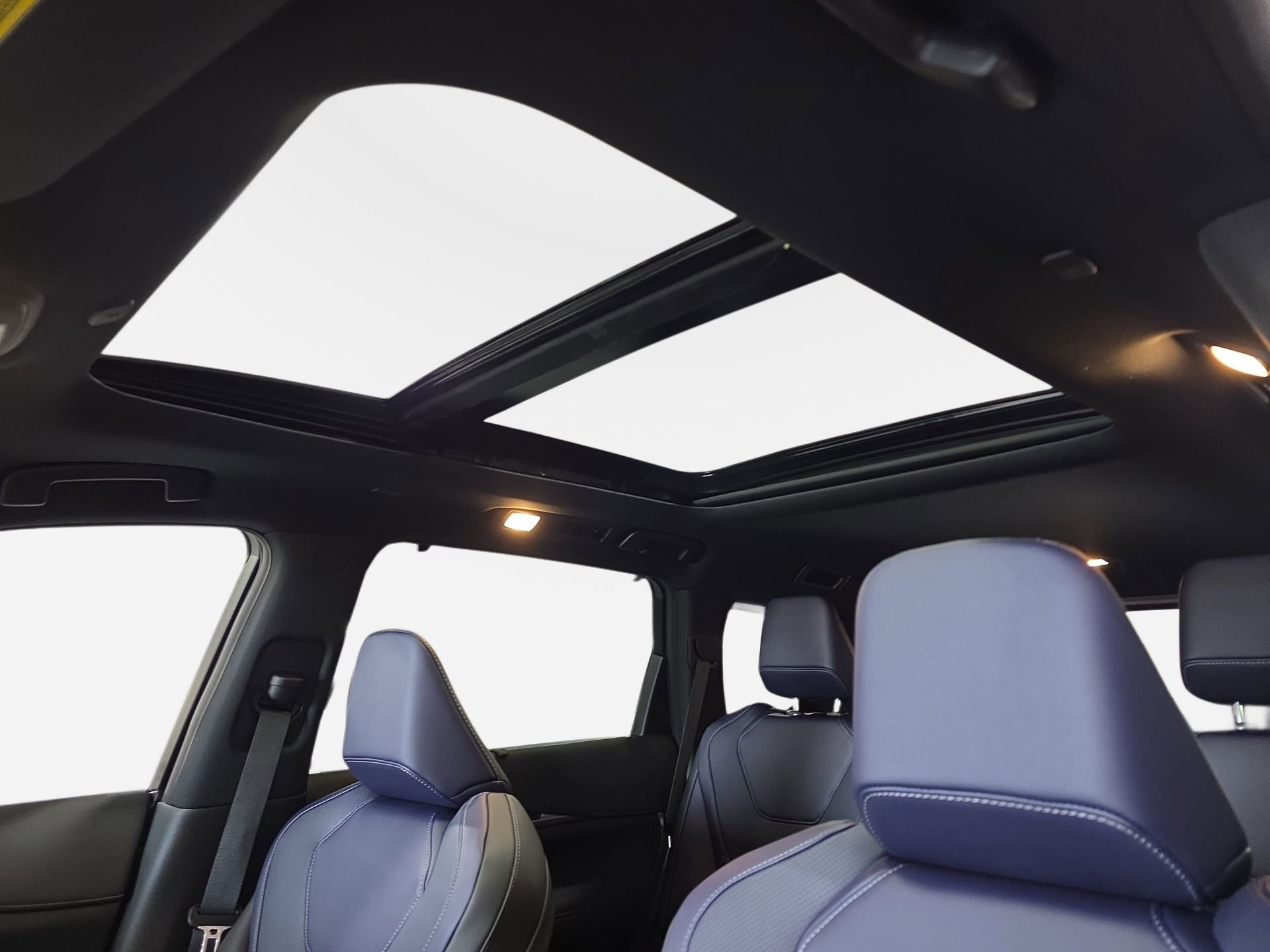 New 2026 INFINITI QX60 Sport w/ Dark Cargo Package image 29