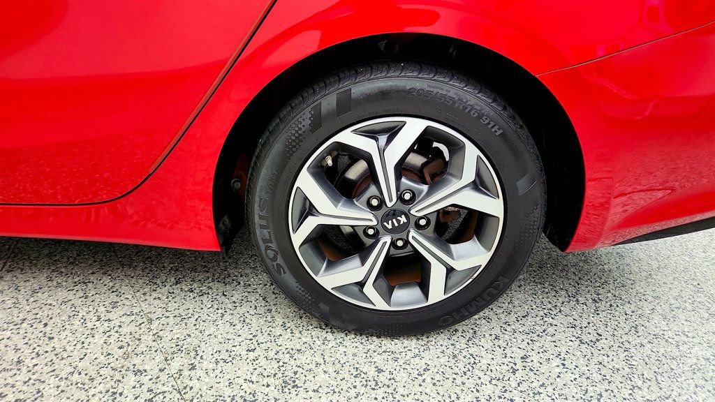Used 2021 Kia Forte LXS FWD image 9