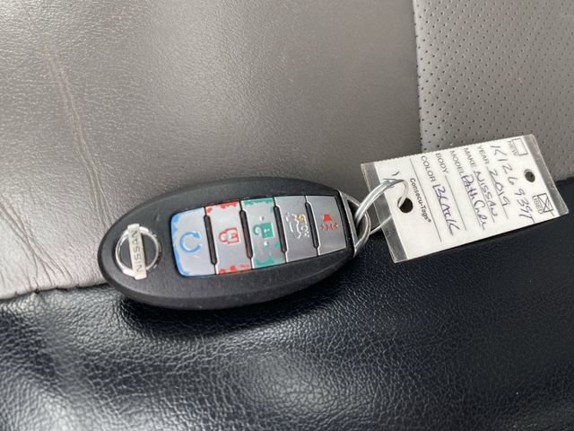 Used 2019 Nissan Pathfinder SL image 32