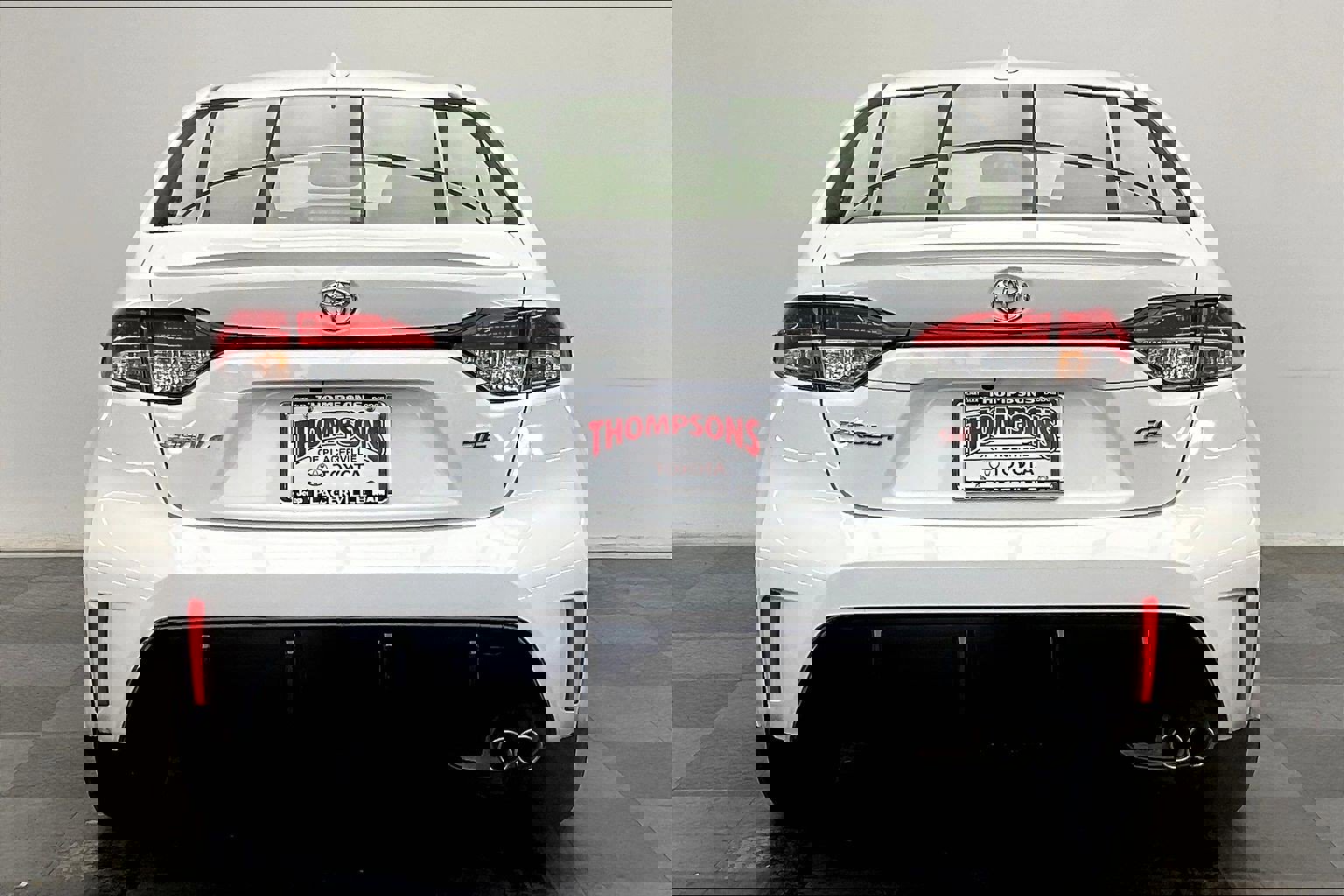 Used 2024 Toyota Corolla SE image 3