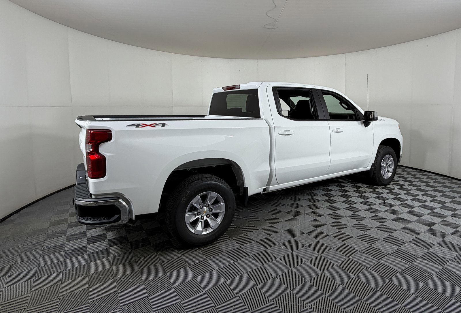 New 2026 Chevrolet Silverado 1500 LT image 4