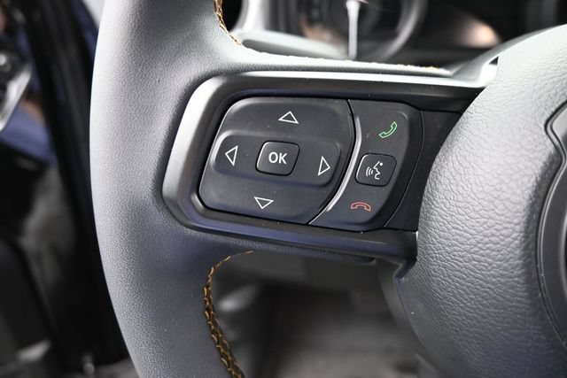 Used 2024 Jeep Wrangler Unlimited AWD/4WD image 30