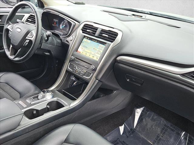 Used 2017 Ford Fusion SE w/ Equipment Group 201A image 20