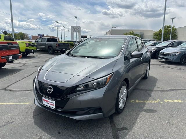 Used 2024 Nissan Leaf S FWD image 4