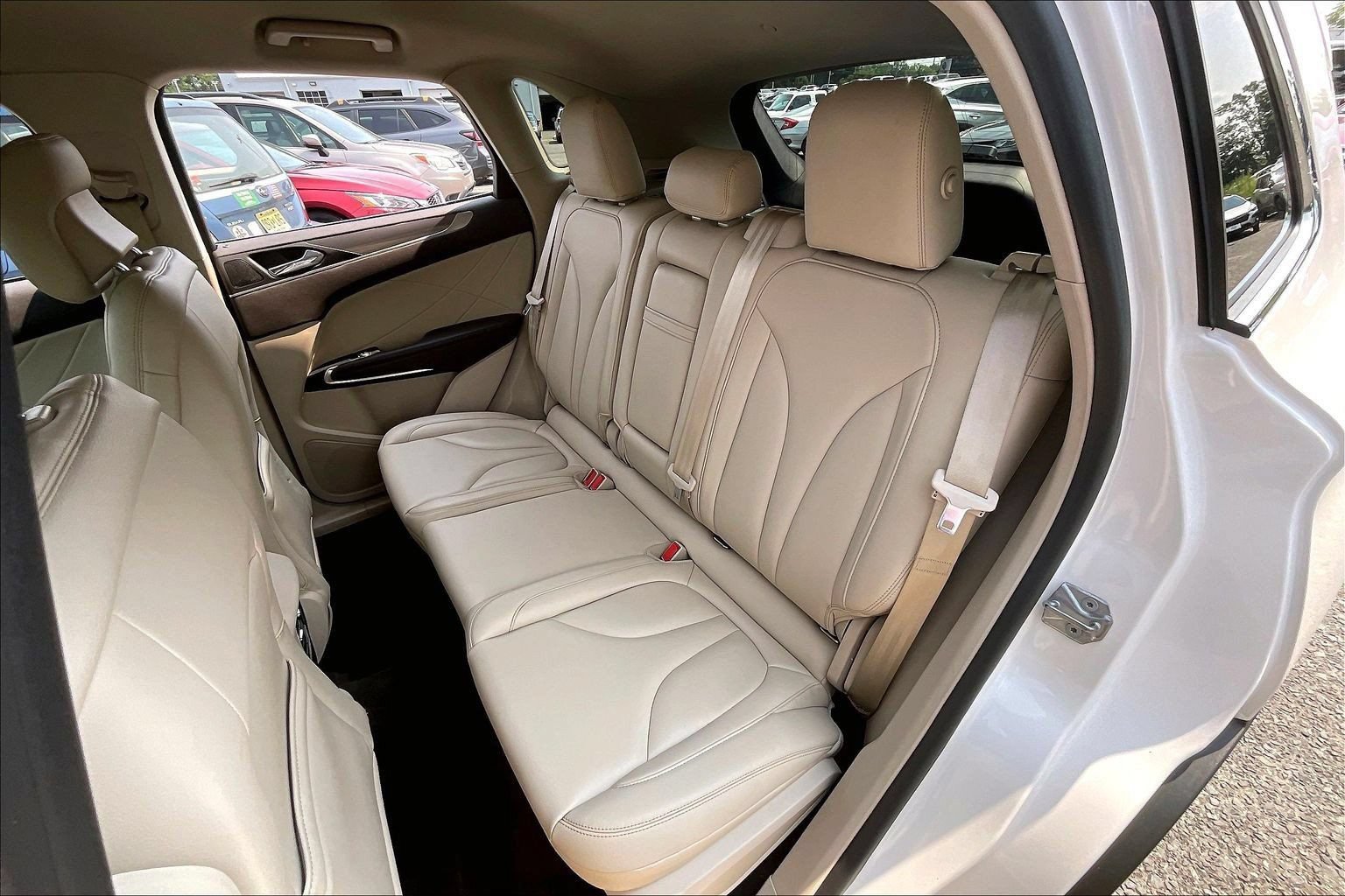 Used 2019 Lincoln MKC Premiere AWD/4WD image 20