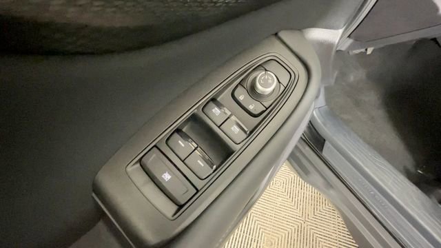 Used 2023 Subaru Outback Premium AWD/4WD image 18