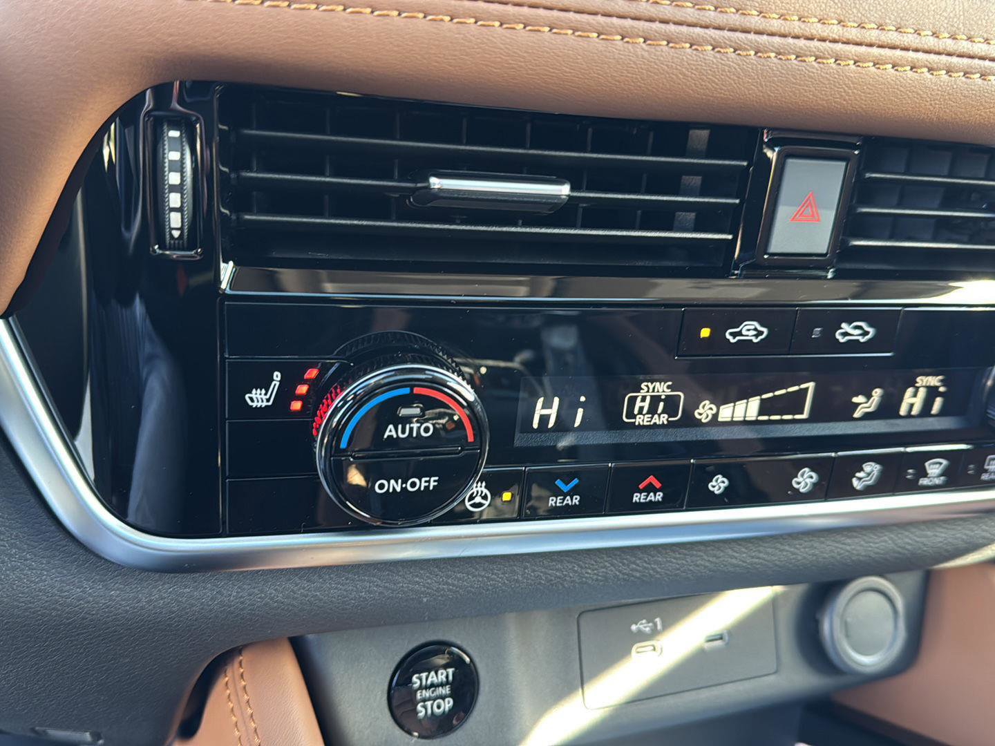 New 2026 Nissan Rogue Platinum w/ Platinum Premium Package image 24