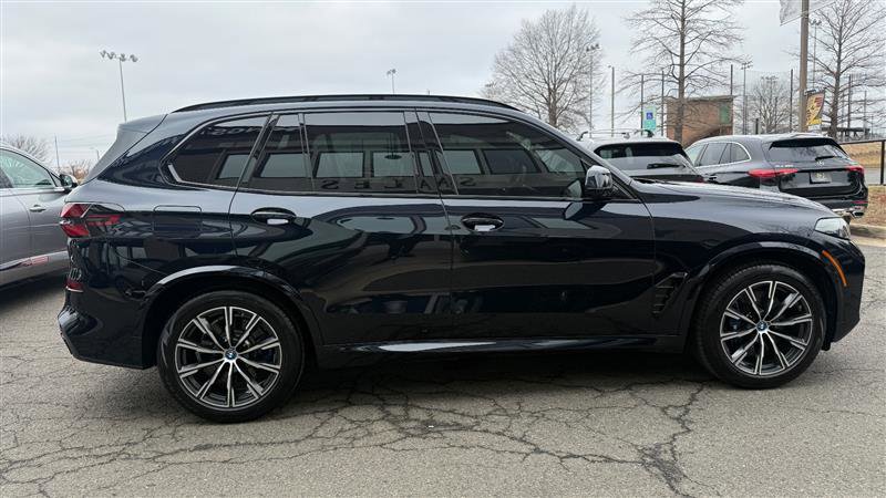 Used 2025 BMW X5 xDrive50e w/ M Sport Package image 6