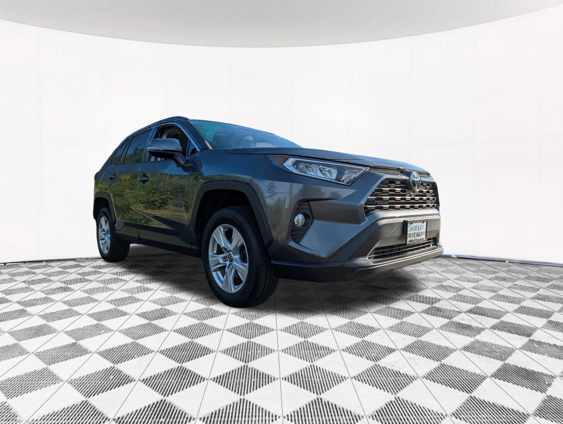 Used 2021 Toyota RAV4 XLE w/ Convenience Package AWD/4WD image 15