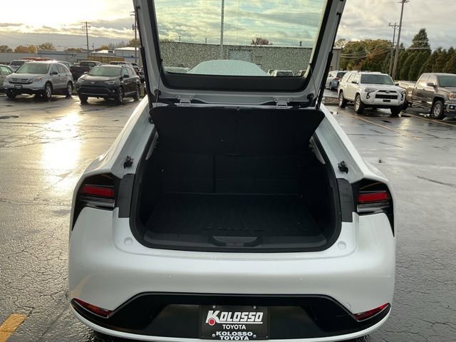New 2026 Toyota Prius XLE FWD image 20