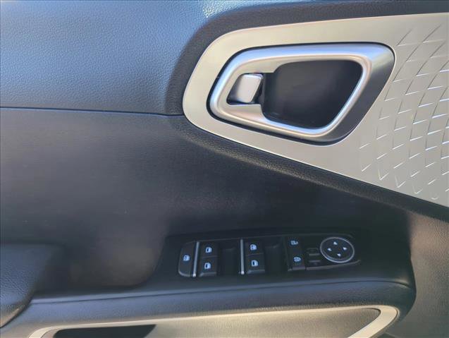 Used 2024 Kia Soul LX w/ Option Group 015 image 17