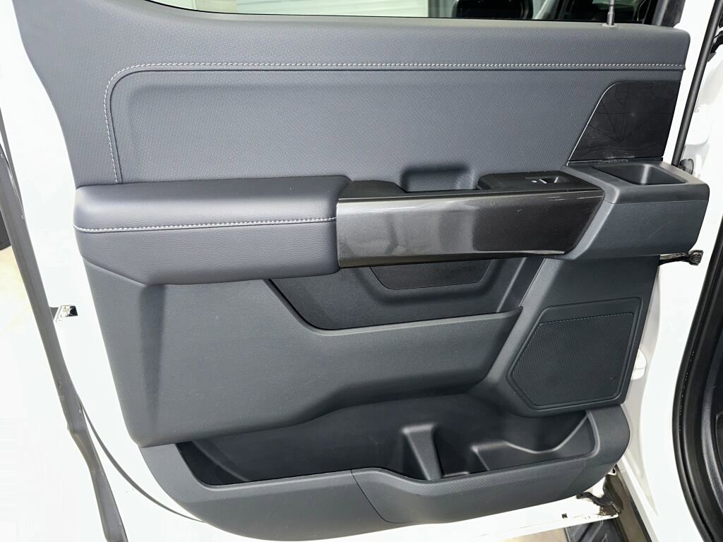 Used 2021 Ford F150 XLT w/ Equipment Group 302A High image 16