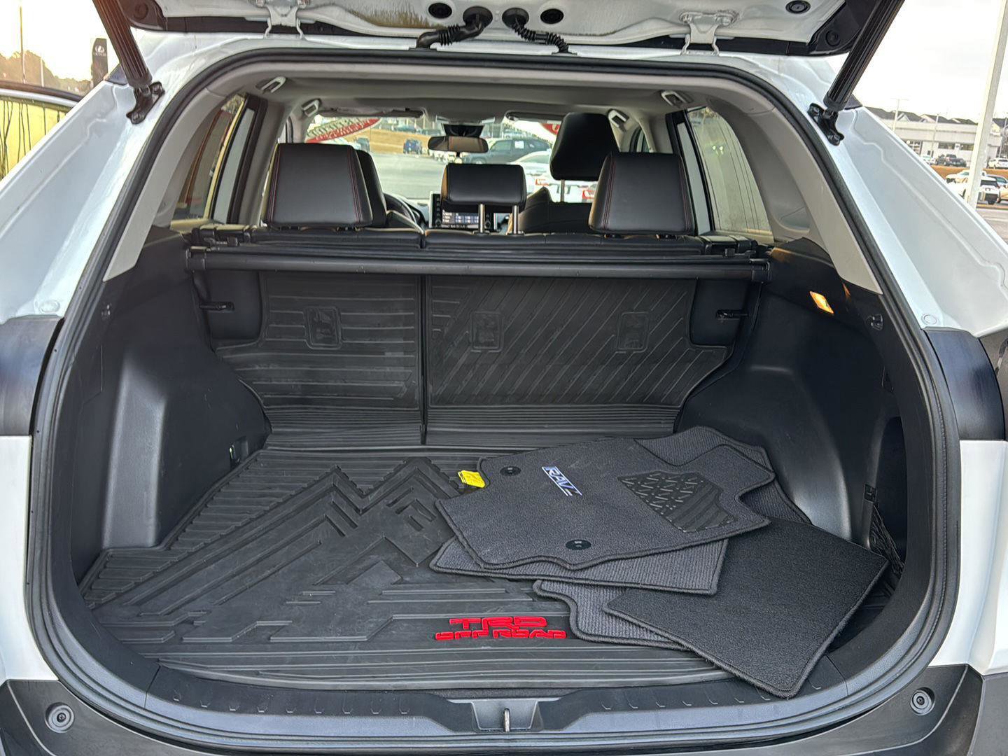 Certified 2020 Toyota RAV4 TRD Off-Road image 30