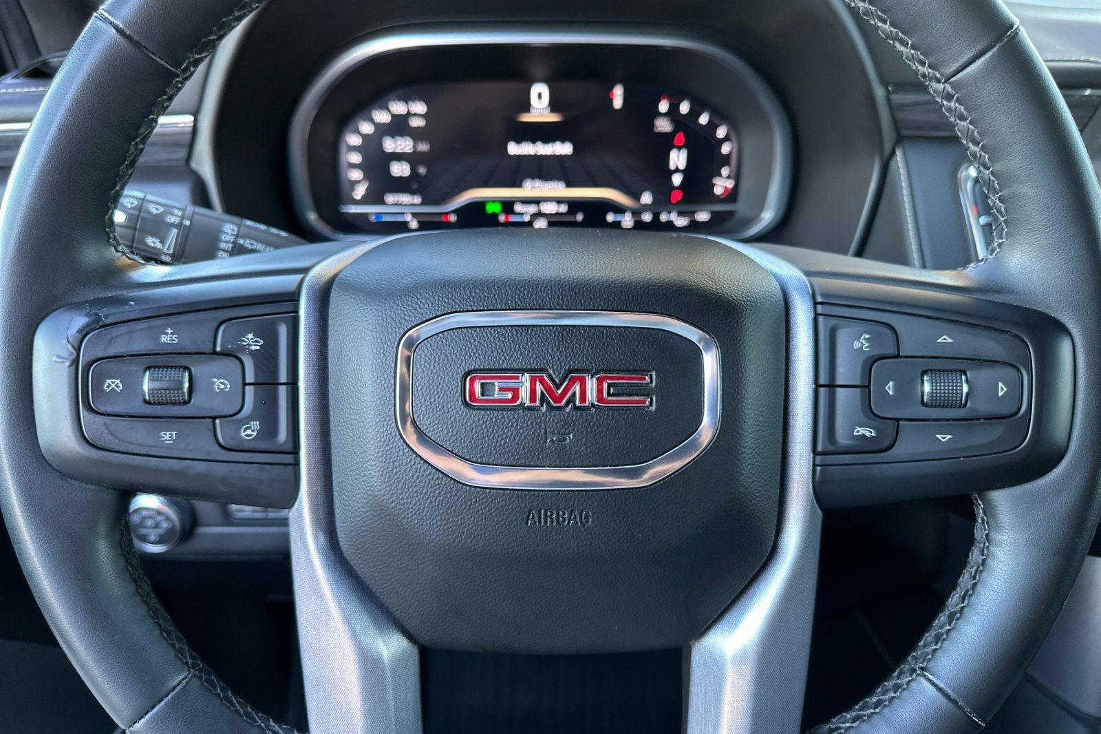 Certified 2023 GMC Yukon SLT w/ SLT Premium Package RWD image 26