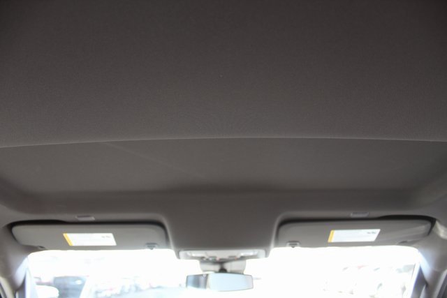 Used 2024 GMC Sierra 1500 SLE image 21