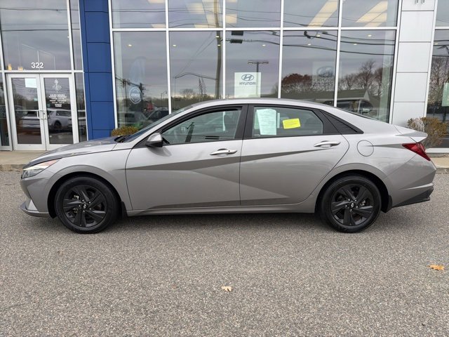 Certified 2022 Hyundai Elantra SEL image 9