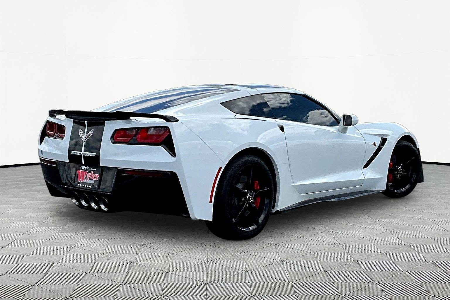 Used 2015 Chevrolet Corvette Stingray Coupe w/ 3LT Preferred Equipment Group image 6