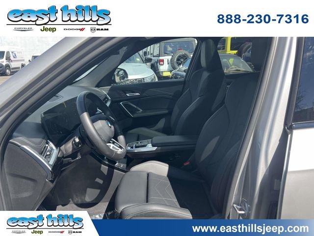 Used 2025 BMW X1 xDrive28i AWD/4WD image 13