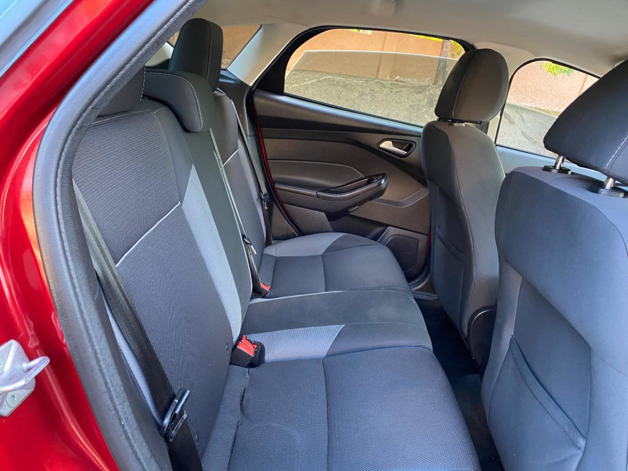 Used 2014 Ford Focus SE image 43