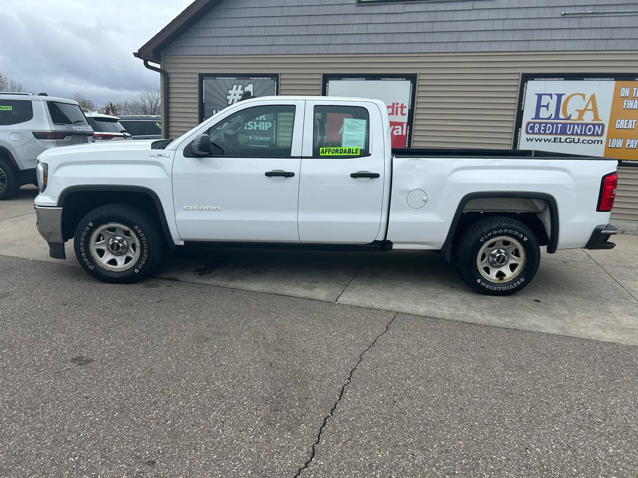 Used 2017 GMC Sierra 1500 4x4 Double Cab image 8