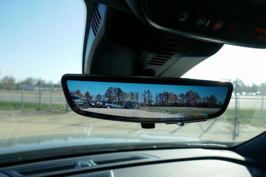 New 2026 Chevrolet Traverse RS image 19