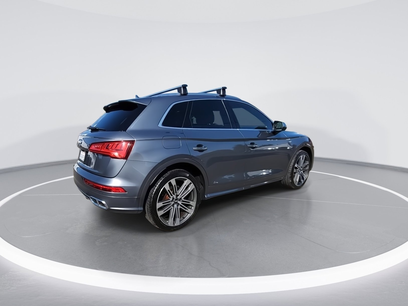 Used 2018 Audi SQ5 Premium Plus image 8