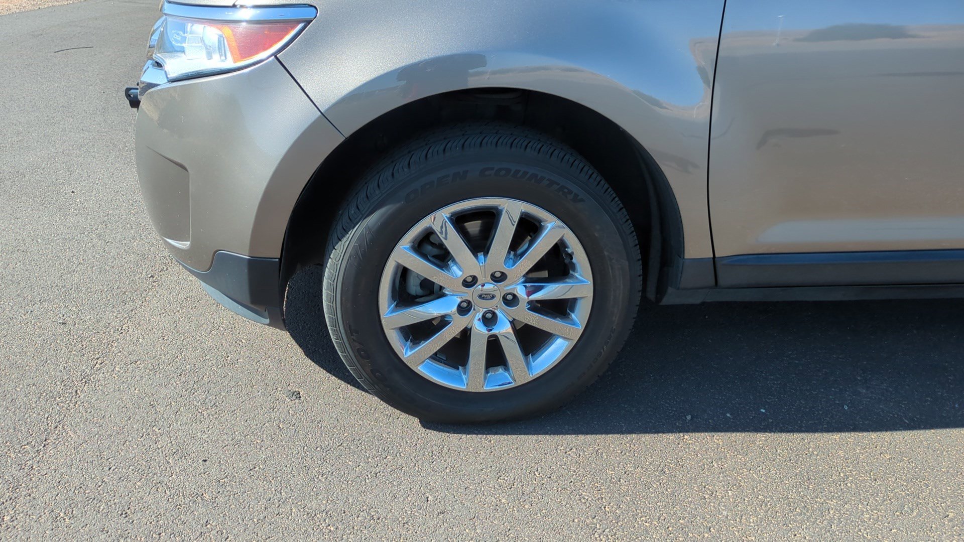 Used 2014 Ford Edge Limited AWD/4WD image 10