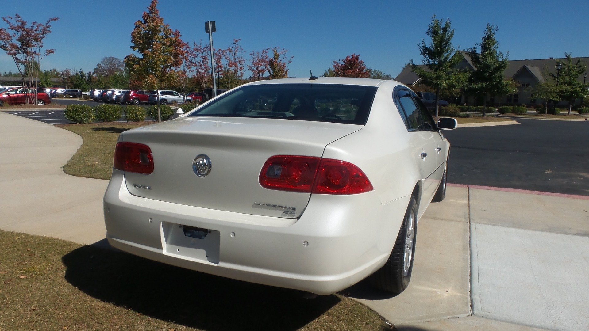 Used 2008 Buick Lucerne CX w/ Driver Confidence Package FWD image 4