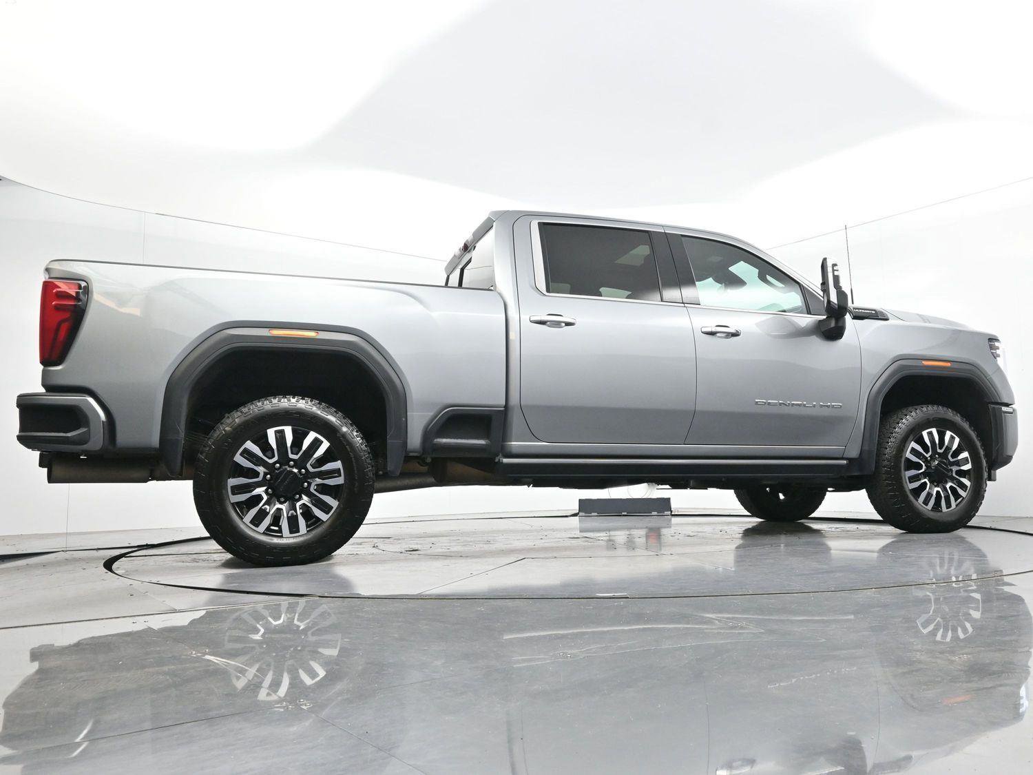 Used 2024 GMC Sierra 2500 Denali Ultimate w/ Max Trailering Package image 55
