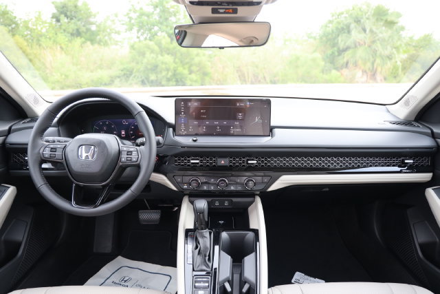 New 2026 Honda Accord EX-L image 27