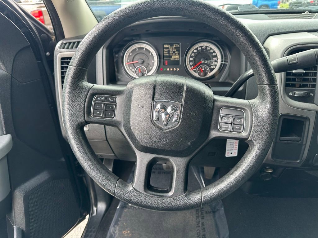 Used 2014 RAM 1500 Express RWD image 17