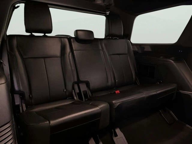 Used 2021 Ford Expedition XLT RWD image 23