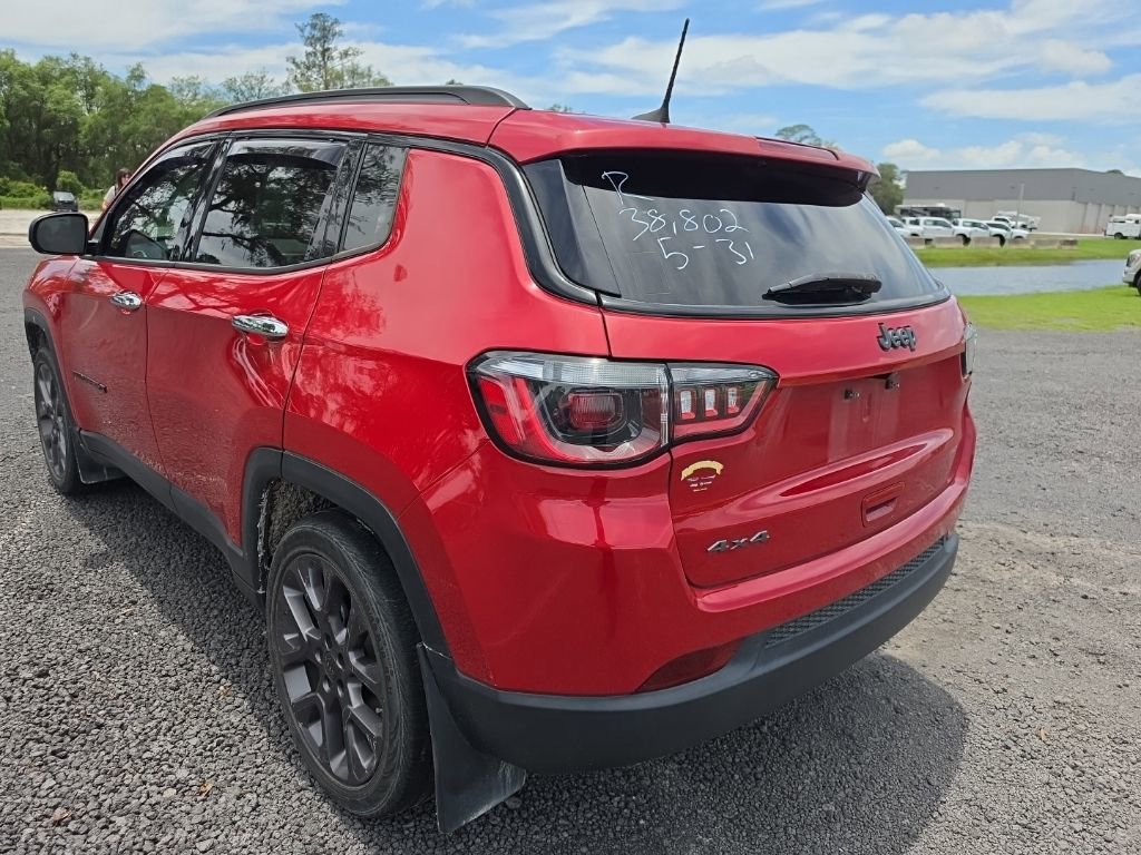 Used 2021 Jeep Compass Latitude w/ Sun and Sound Group AWD/4WD image 3