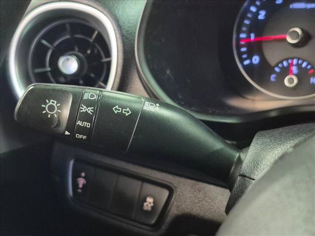 Used 2023 Kia Forte LXS FWD image 15
