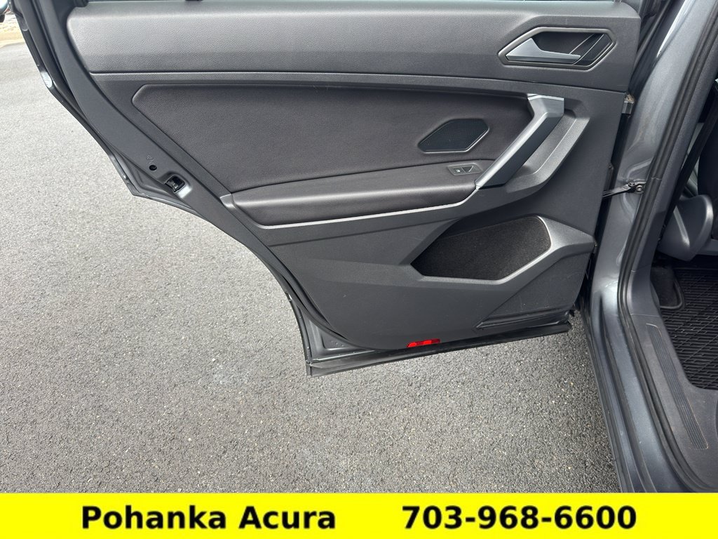 Used 2019 Volkswagen Tiguan SE AWD/4WD image 26