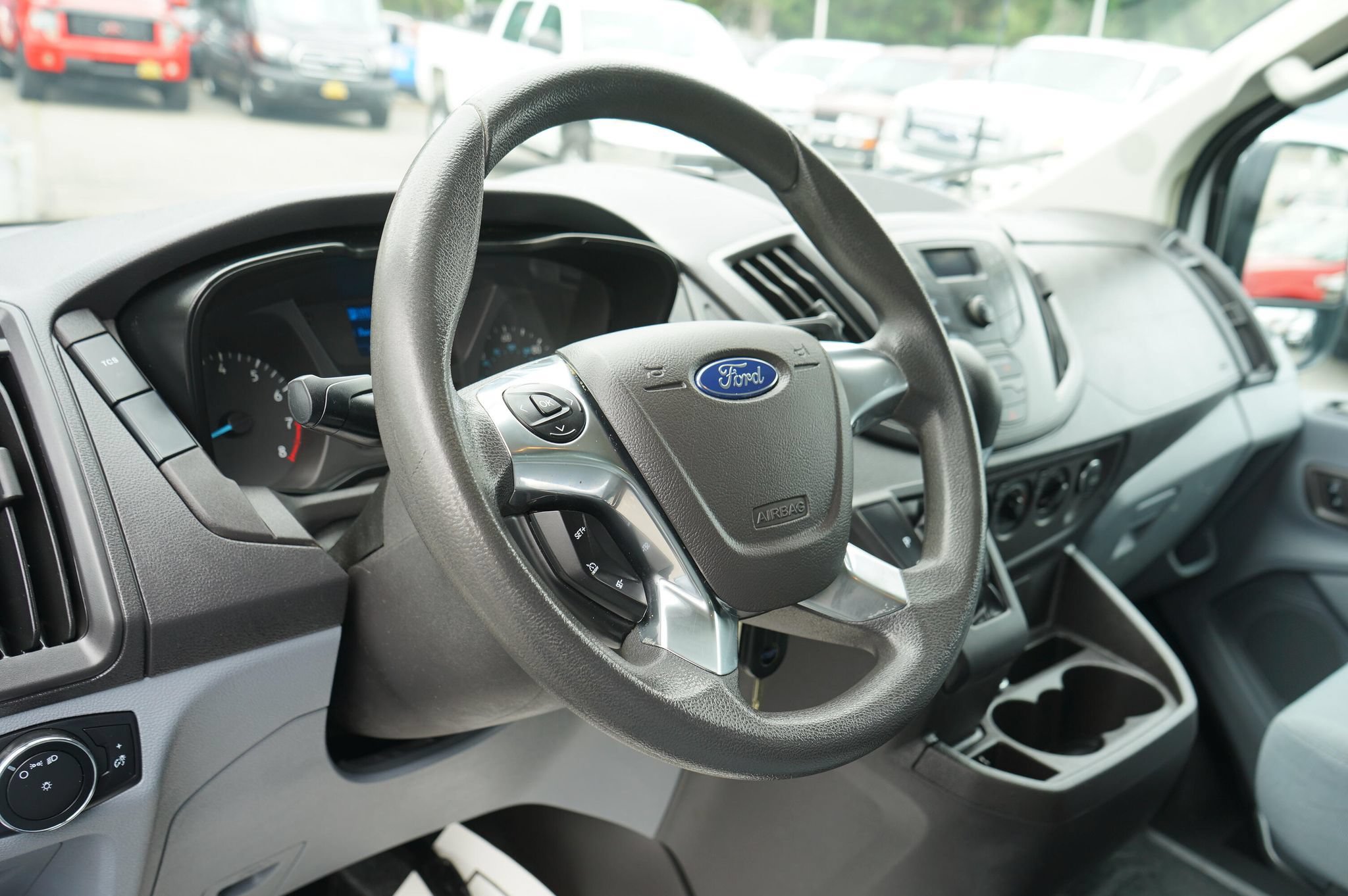 Used 2015 Ford Transit 150 130 Low Roof RWD image 12