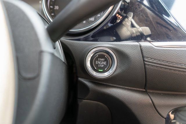 Used 2023 Buick Encore GX Essence w/ Experience Buick Package AWD/4WD image 28