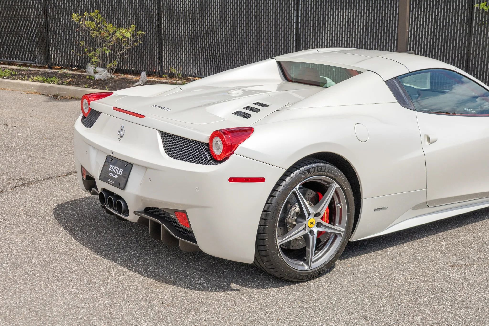 Used 2012 Ferrari 458 Spider RWD image 44