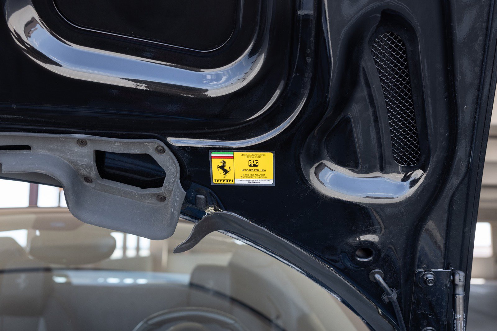 Used 2012 Ferrari 458 Spider RWD image 76