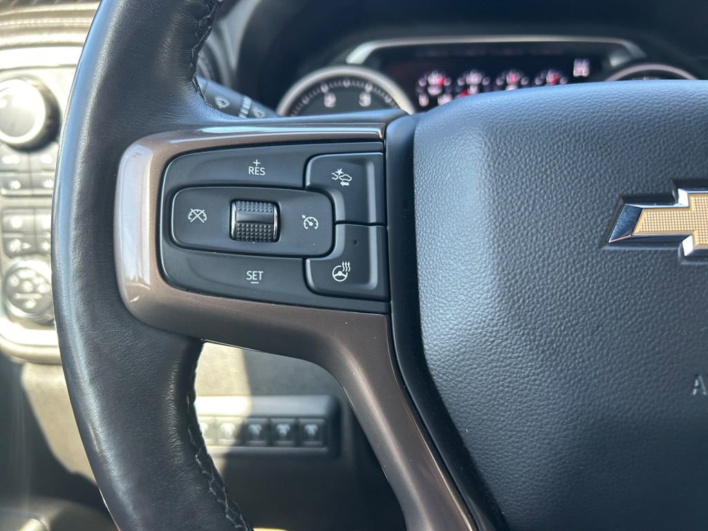 Used 2022 Chevrolet Silverado 3500 High Country image 17