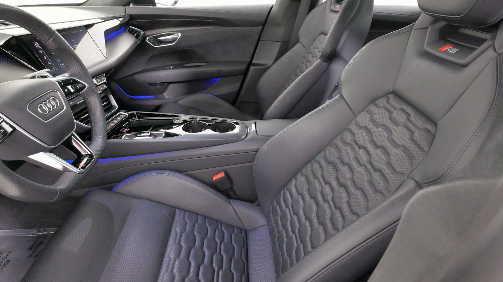 Used 2024 Audi RS e-tron GT w/ Carbon Performance Package image 31