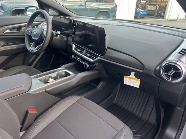New 2026 Chevrolet Equinox EV LT FWD image 45