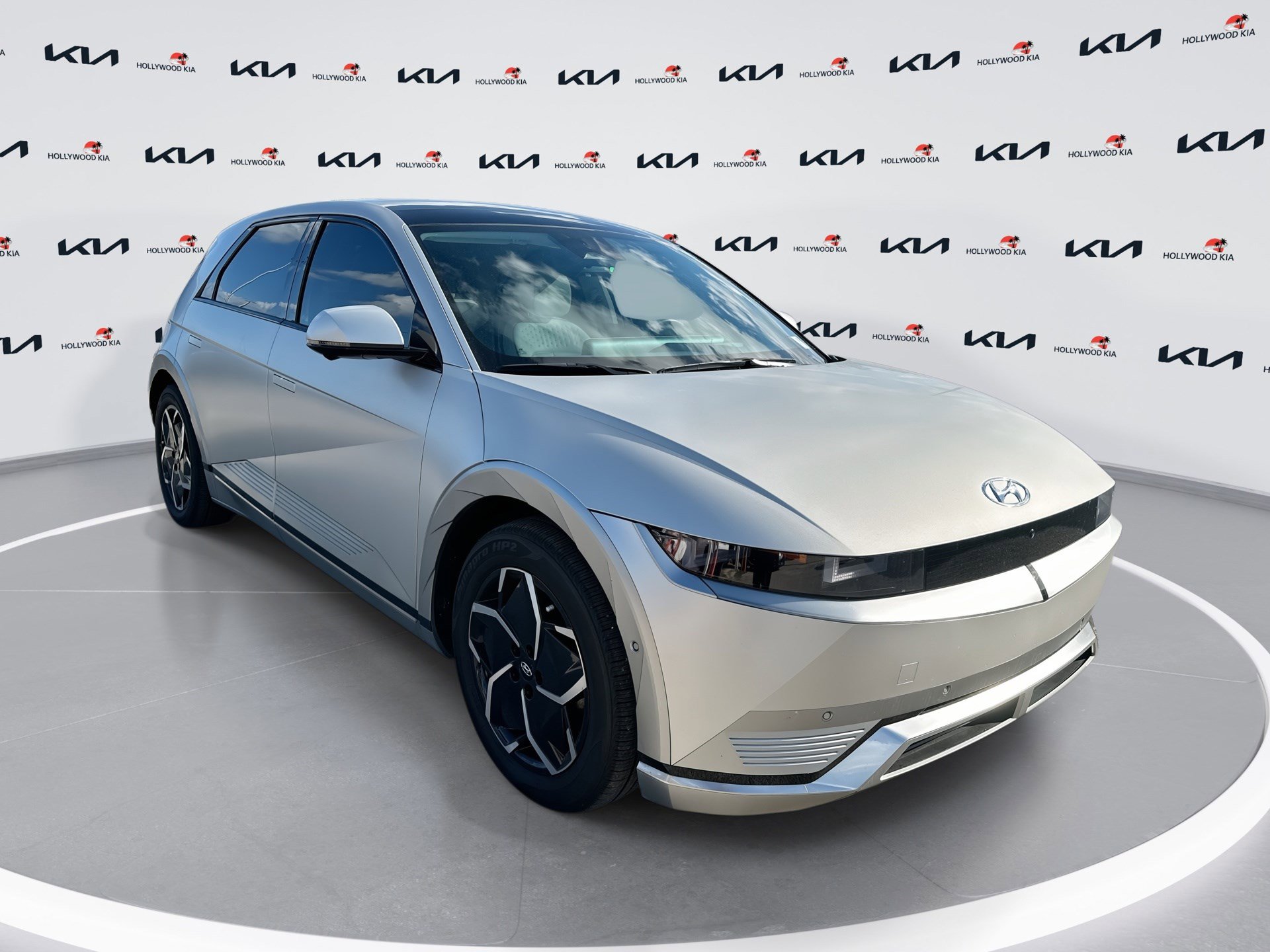 Used 2024 Hyundai Ioniq 5 Limited RWD image 1