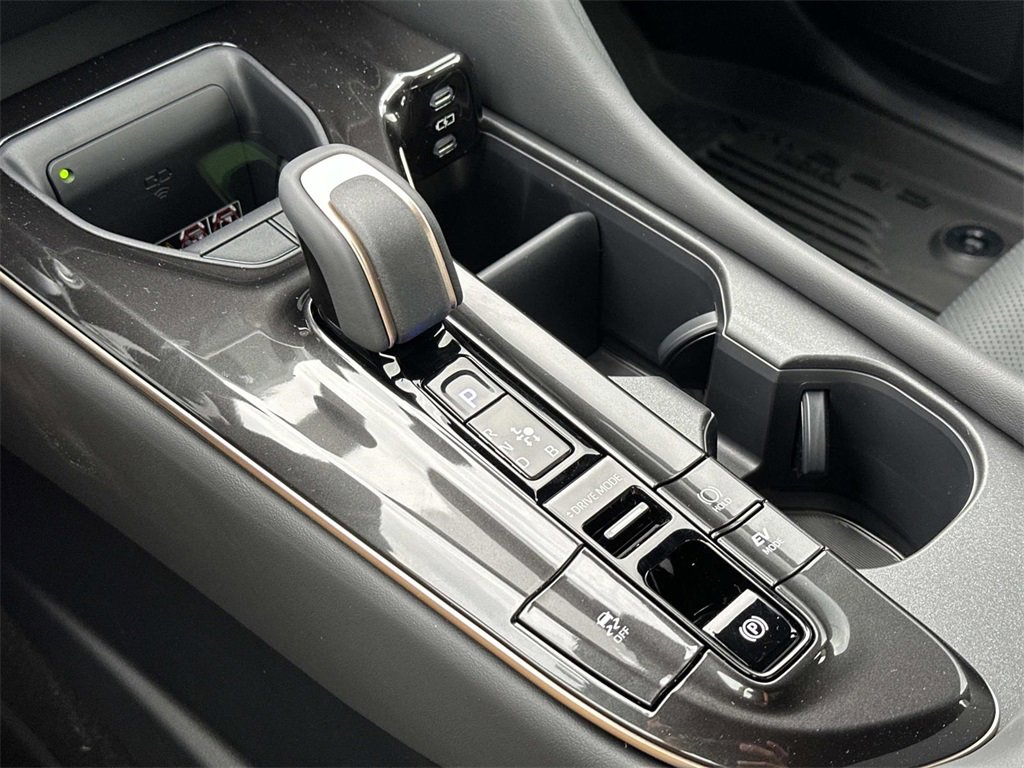 New 2026 Toyota Crown XLE image 30