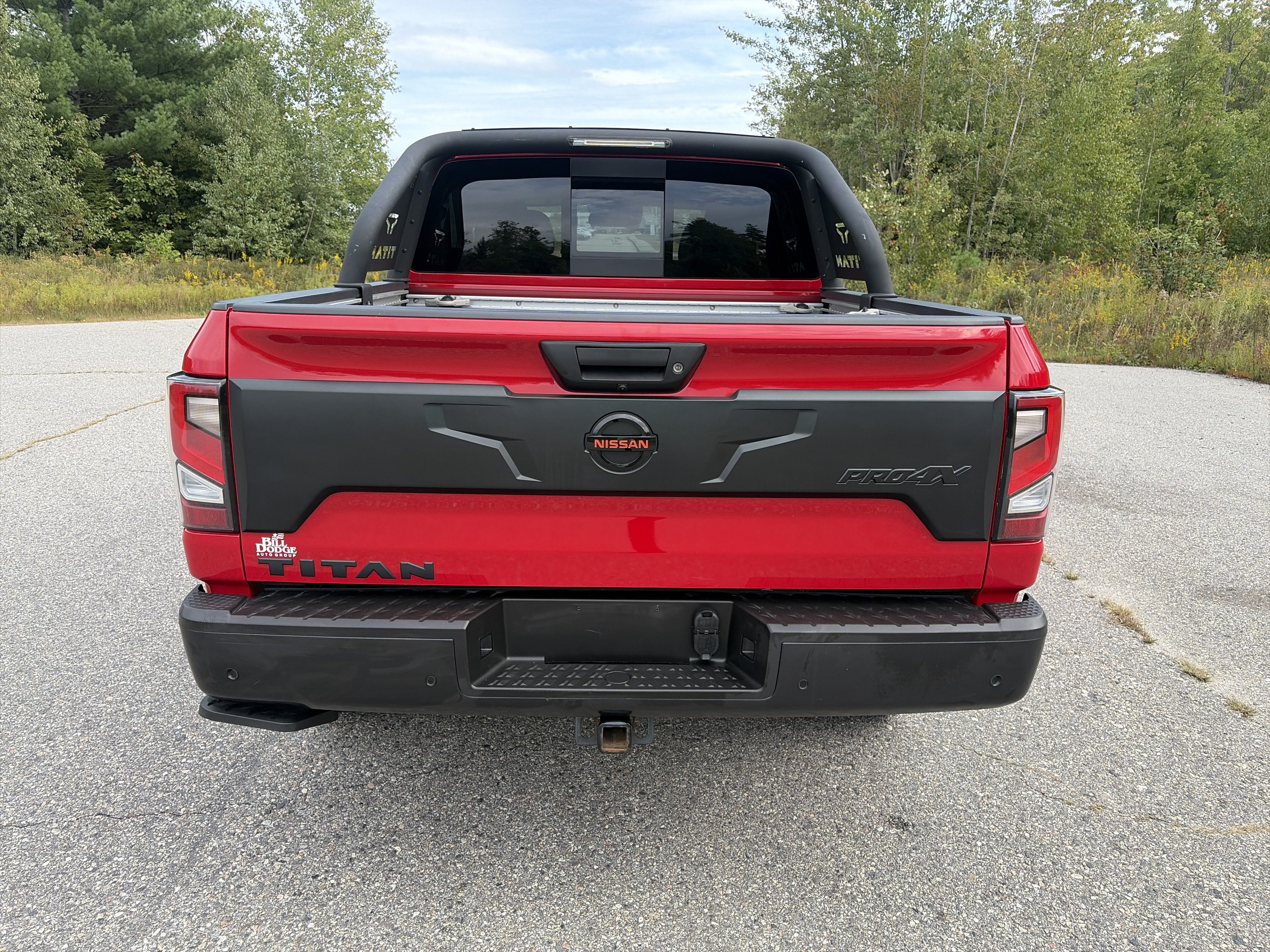 Used 2021 Nissan Titan PRO-4X w/ Pro-4x Convenience Package AWD/4WD image 10
