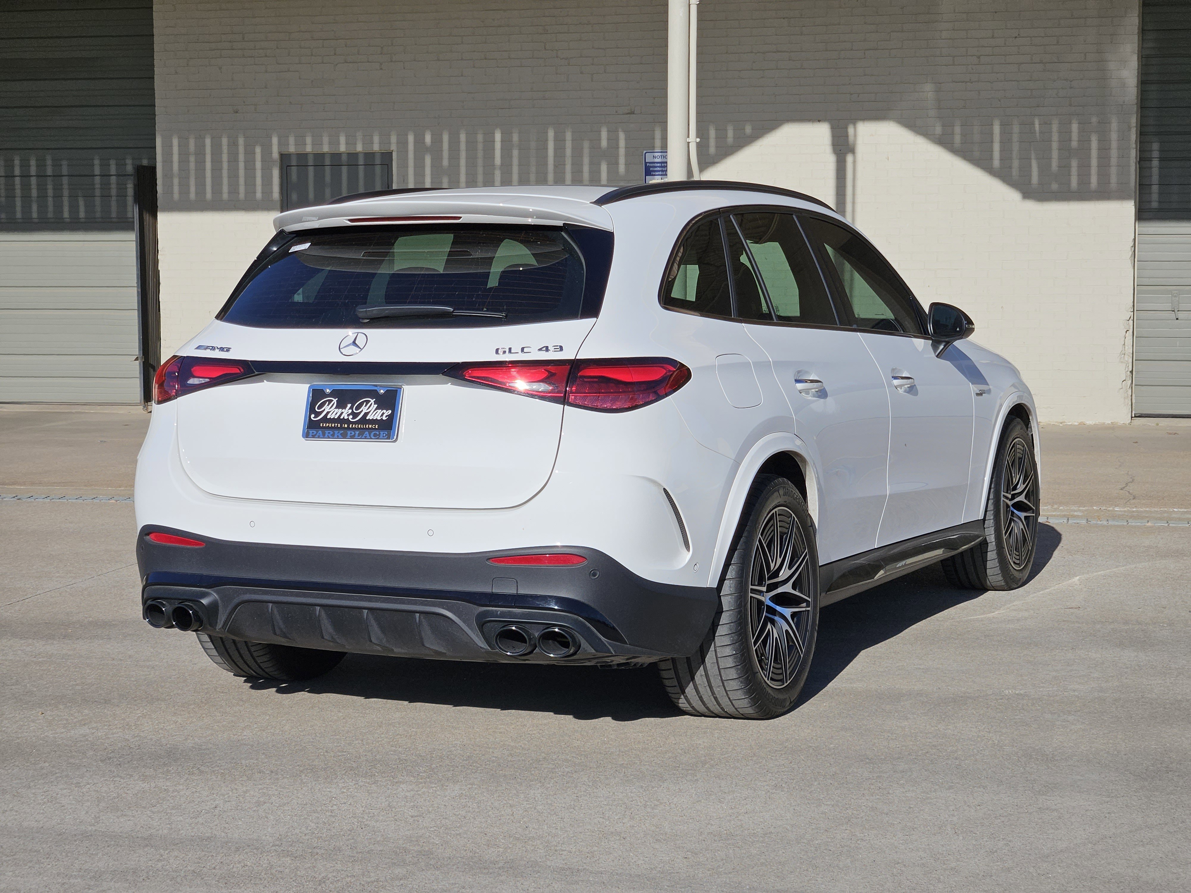 Used 2025 Mercedes-Benz GLC 43 AMG 4MATIC image 8