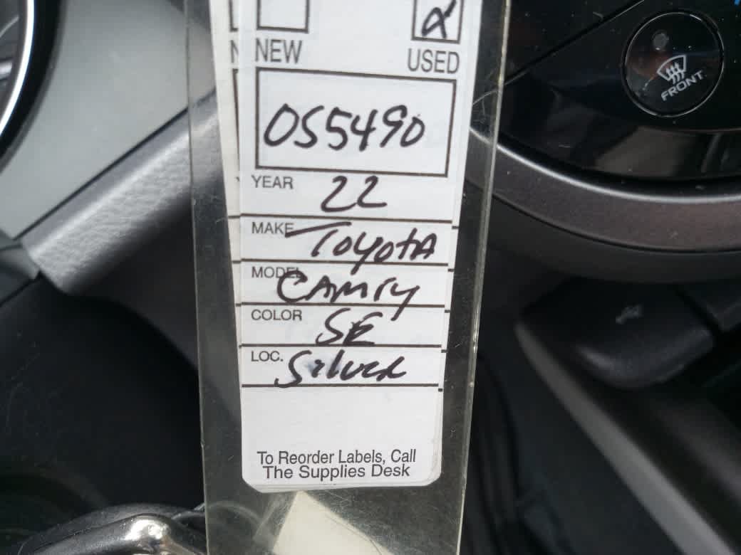 Used 2022 Toyota Camry SE FWD image 31