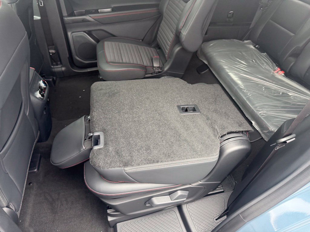 New 2026 Ford Explorer ST-Line w/ ST-Line Street Pack AWD/4WD image 36