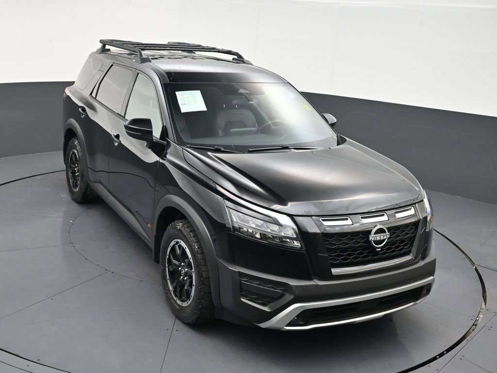Used 2025 Nissan Pathfinder Rock Creek image 19